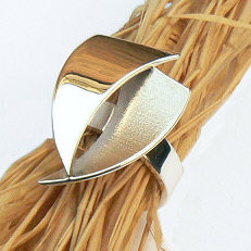 Handgemaakte zilveren ring La fuerza ontworpen en gemaakt in goudsmidsatelier Flamenco