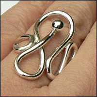Handgemaakte zilveren design ring massief