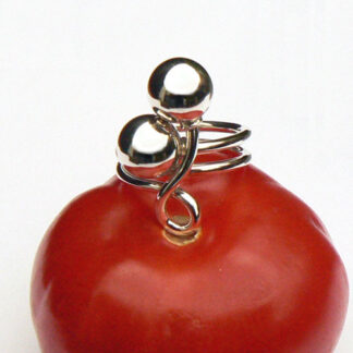 Handgemaakte zilveren design ring met ballen van Flamenco