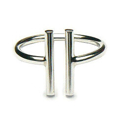 Massieve zilveren ring met staafjes