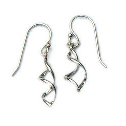 Leuke zilveren oorhangers met draai