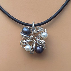 Handgemaakte zilveren hanger Belleza negra by Flamenco