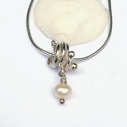 Handgemaakt zilveren hangertje Mi perla van Flamenco