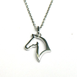 Zilveren hanger paard