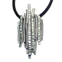 Handgemaakte zilveren hanger Guay, een echte must-have, made by Flamenco 2025