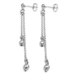 Lange zilveren oorhangers met parels