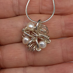 Handgemaakte zilveren hanger Belleza blanca by Flamenco